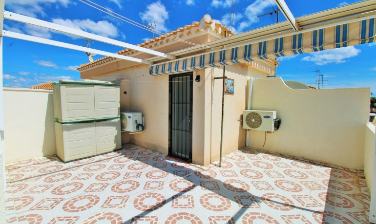 Sale - House -
Playa Flamenca