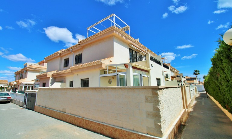Sale - House -
Playa Flamenca