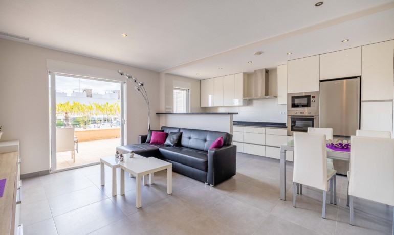 Herverkoop - Appartement / Flat -
Torrevieja* - Punta Prima