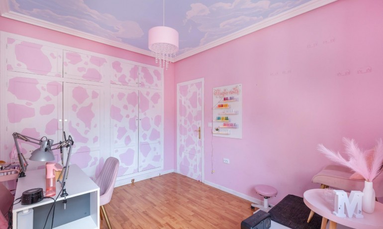 Sale - Apartment / Flat -
Torrevieja* - Playa del cura