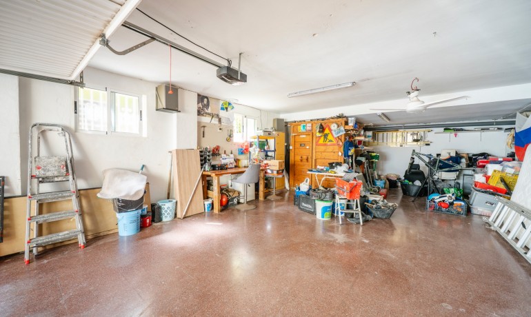 Sale - House -
Guardamar del Segura - El Moncayo