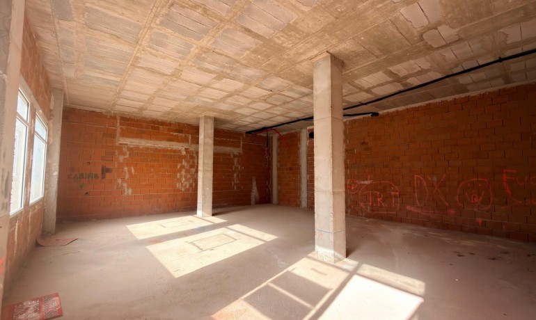 Herverkoop - Reclame -
Orihuela Costa* - Los Dolses*