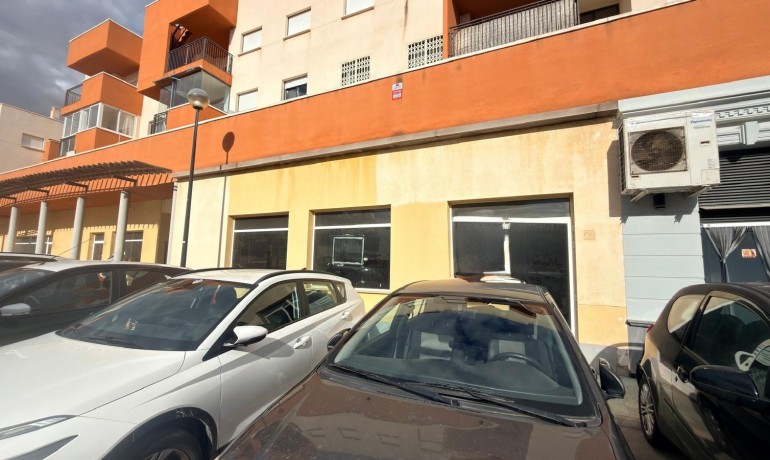 Herverkoop - Reclame -
Orihuela Costa* - Los Dolses*