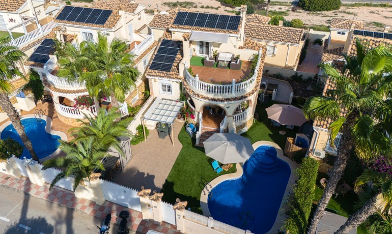 Sale - Villa -
Santa Pola - Gran Alacant