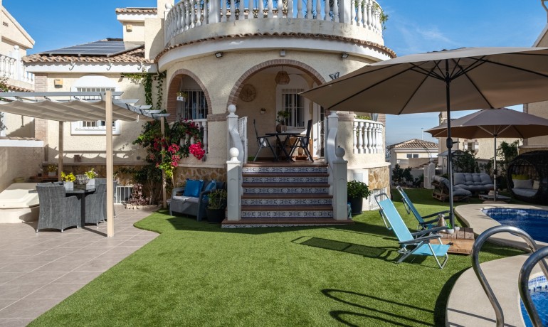 Sale - Villa -
Santa Pola - Gran Alacant