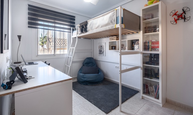 Sale - Villa -
Santa Pola - Gran Alacant