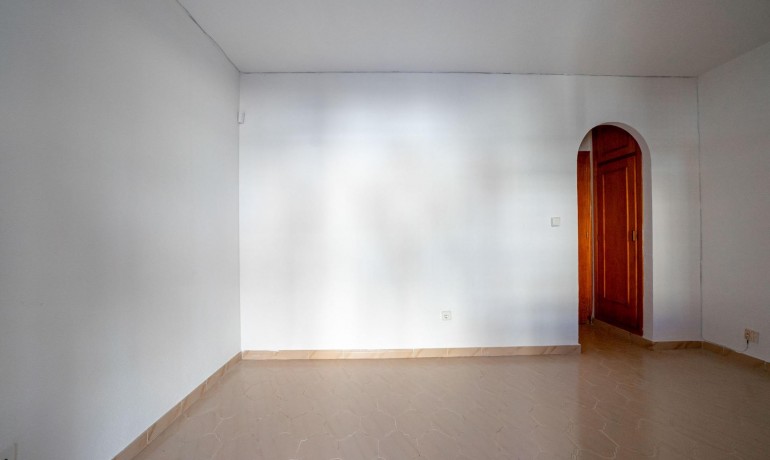 Venta - Apartamento / piso -
Torrevieja - El Chaparral