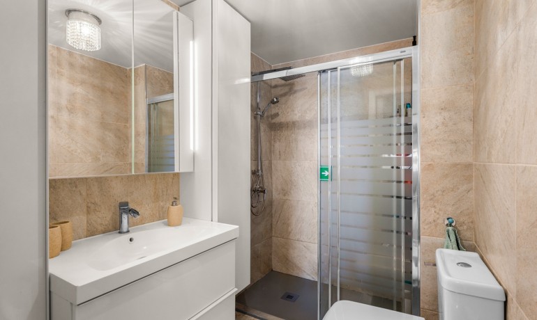 Venta - Apartamento / piso -
Guardamar del Segura - Guardamar