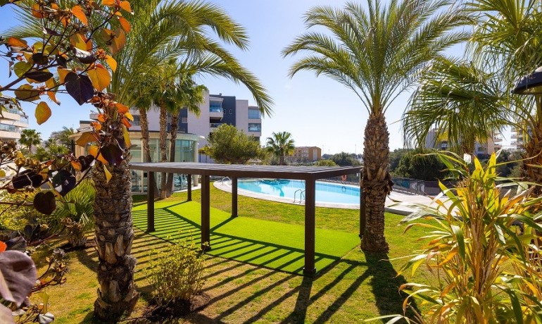 Venta - Apartamento / piso -
Orihuela Costa - Villamartin