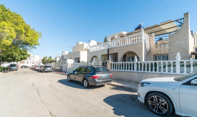 Venta - Casa -
Torrevieja - Carrefour