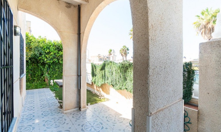 Venta - Casa -
Torrevieja - Carrefour