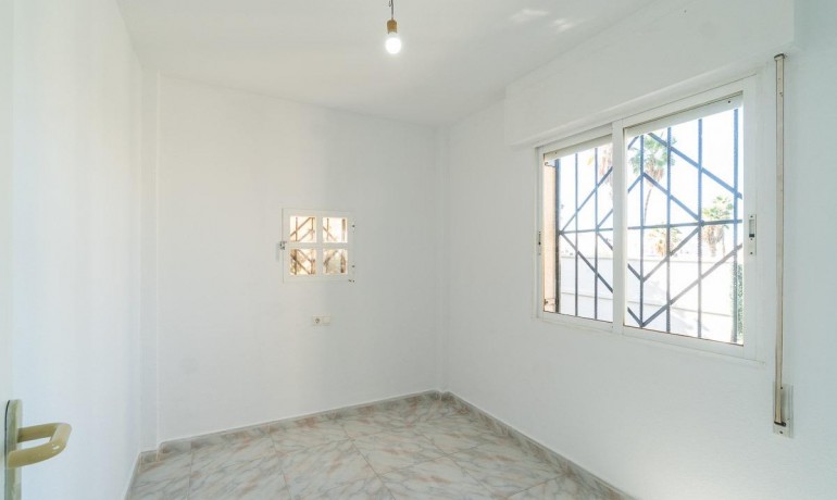 Venta - Casa -
Torrevieja - Carrefour