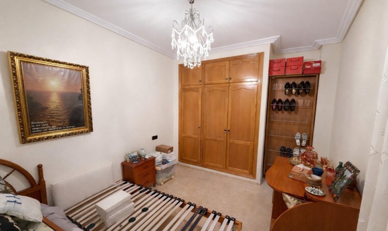 Venta - Apartamento / piso -
Torrevieja - Playa del cura