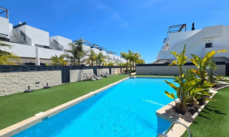 Venta - Townhouse * -
Ciudad Quesada * - Doña Pepa *