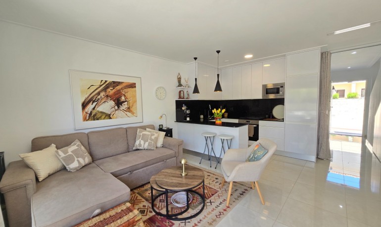 Venta - Townhouse * -
Ciudad Quesada * - Doña Pepa *