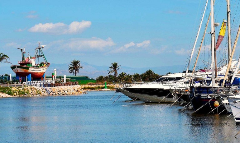 Nouvelle construction - Appartement / Flat -
Guardamar del Segura* - Avda del Puerto