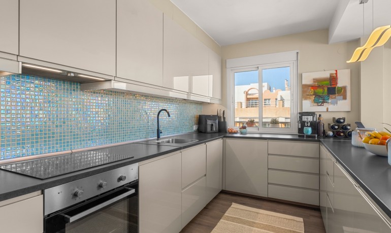 Sale - Apartment / Flat -
Guardamar del Segura - Guardamar