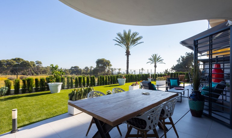 Sale - Apartment / Flat -
Torrevieja - Rocio del Mar