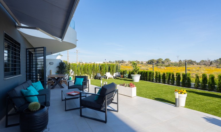 Sale - Apartment / Flat -
Torrevieja - Rocio del Mar