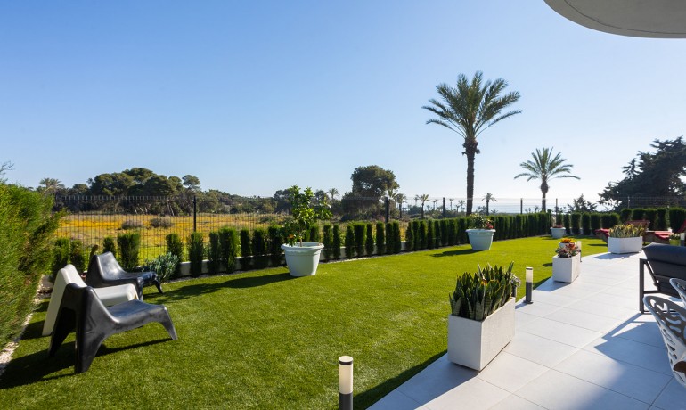 Sale - Apartment / Flat -
Torrevieja - Rocio del Mar