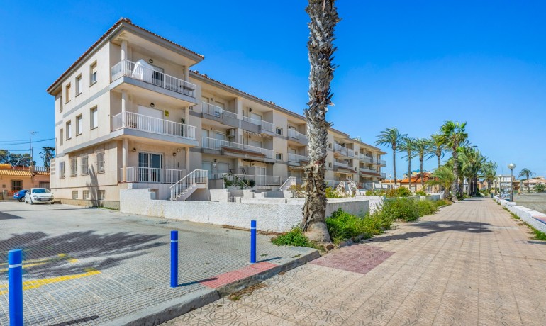 Sale - Apartment / Flat -
Los Urrutias - Estrella De Mar