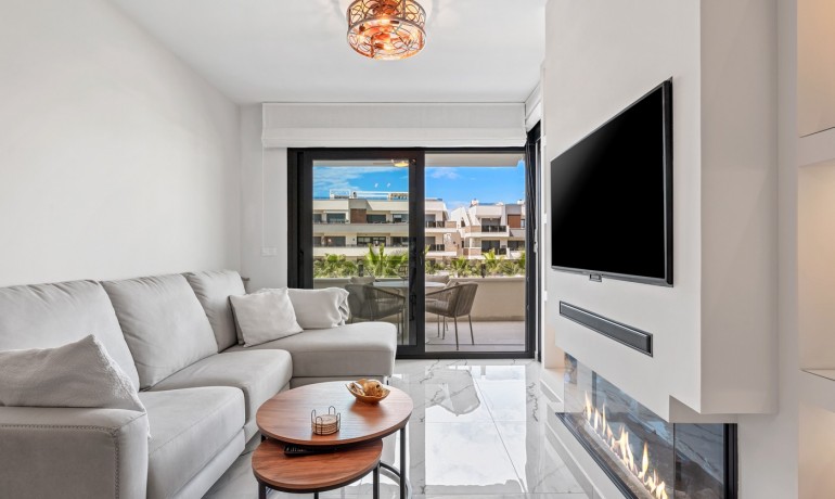 Sale - Apartment / Flat -
Orihuela Costa* - Los Altos