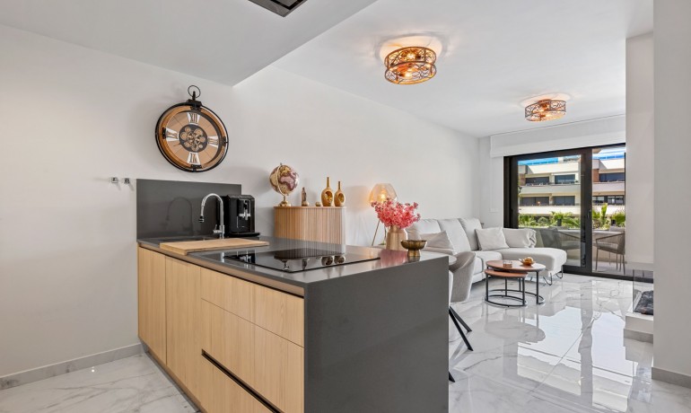 Sale - Apartment / Flat -
Orihuela Costa* - Los Altos