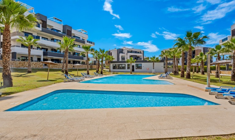 Sale - Apartment / Flat -
Orihuela Costa* - Los Altos