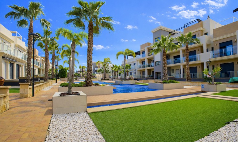 Sale - House -
Orihuela Costa* - La Zenia