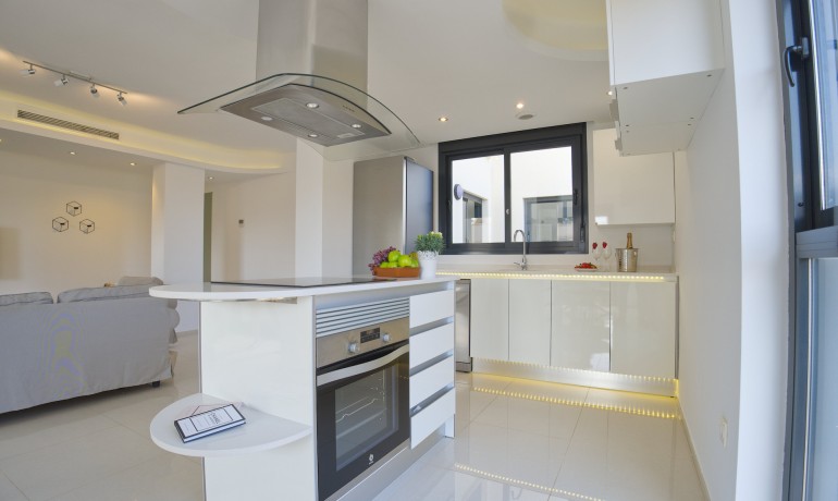 Sale - House -
Orihuela Costa* - La Zenia