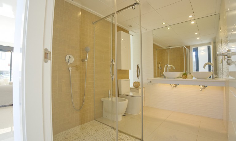 Sale - House -
Orihuela Costa* - La Zenia