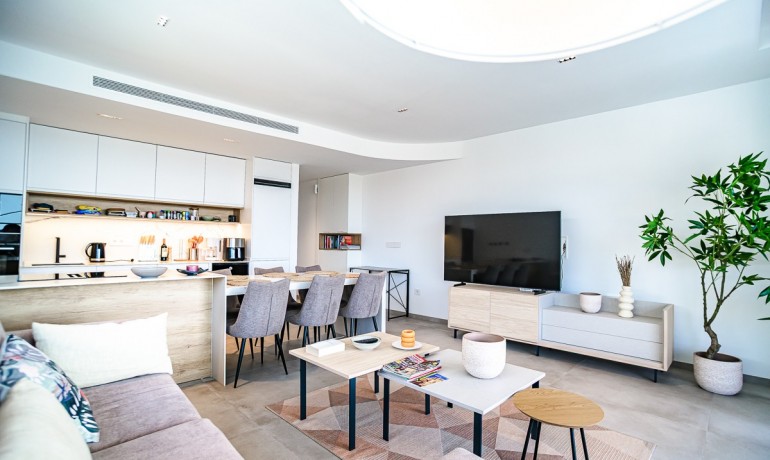 Venta - Apartamento / piso -
LO PAGÁN