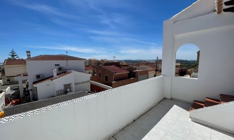 Sale - House -
Cuidad Quesada* - Upper Quesada