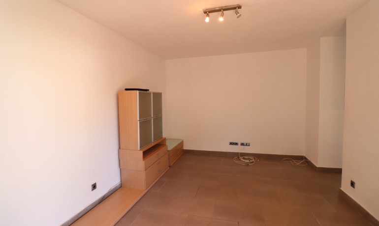 Venta - Apartamento / piso -
Pinar de Campoverde