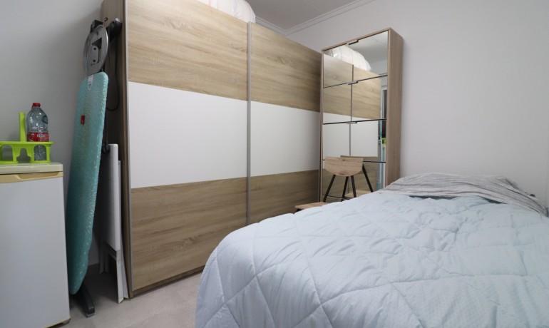 Sale - Apartment / Flat -
Torrevieja - El Chaparral