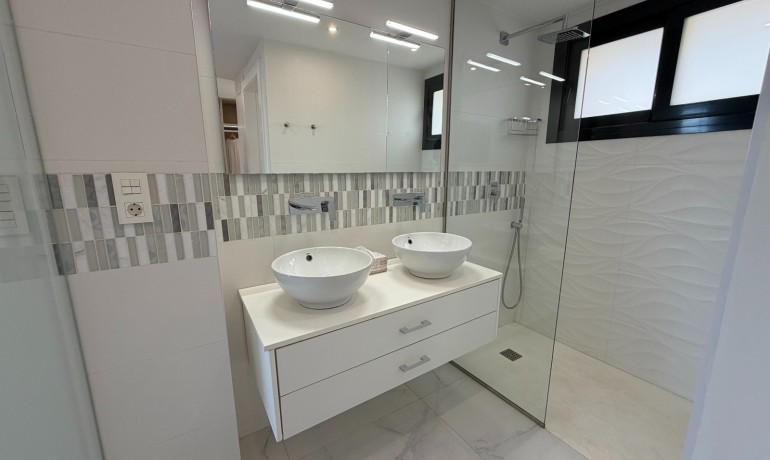 Sale - Villa -
Ciudad Quesada - La Laguna