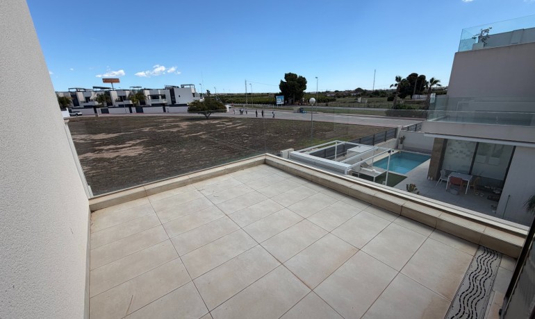 Sale - Villa -
Ciudad Quesada - La Laguna