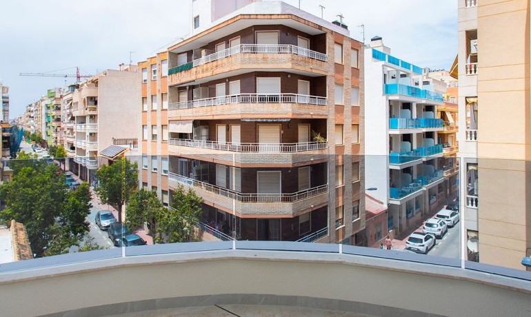 Sale - Apartment / Flat -
Torrevieja - Playa Del Cura