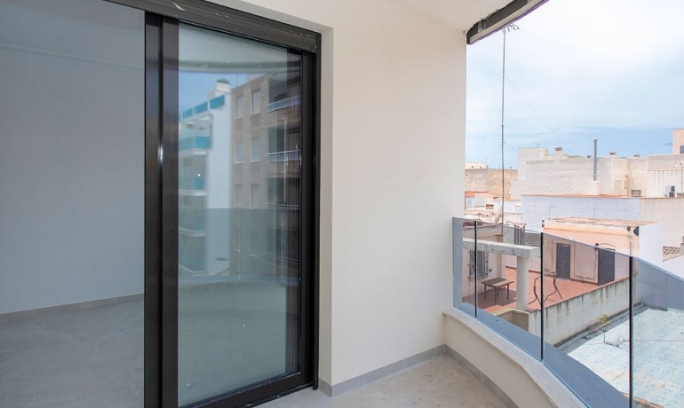 Sale - Apartment / Flat -
Torrevieja - Playa Del Cura