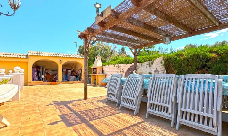 Sale - Villa -
Torrevieja - Los Balcones - Los Altos del Edén