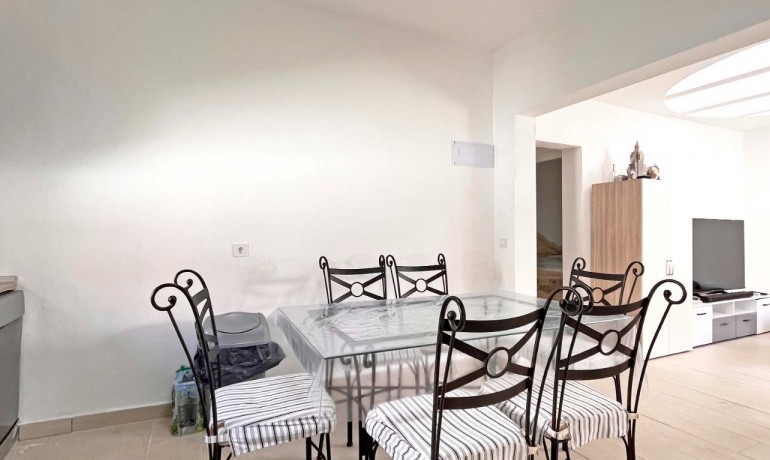 Sale - Apartment / Flat -
Orihuela Costa - Playa Flamenca