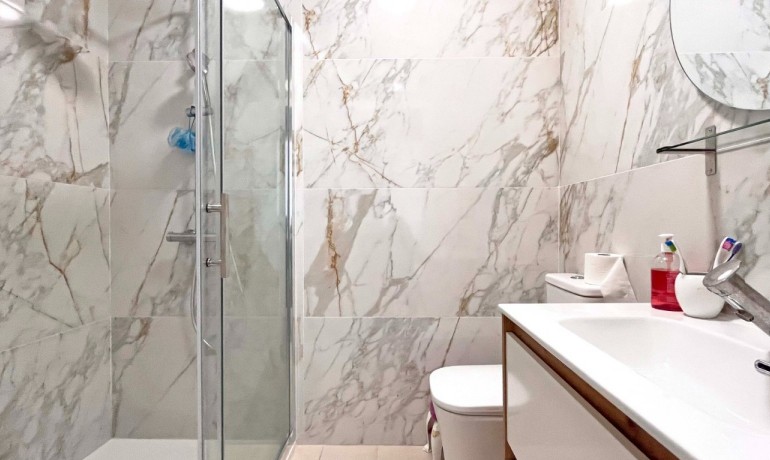 Sale - Apartment / Flat -
Orihuela Costa - Playa Flamenca