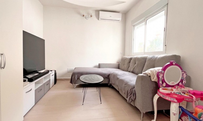 Sale - Apartment / Flat -
Orihuela Costa - Playa Flamenca