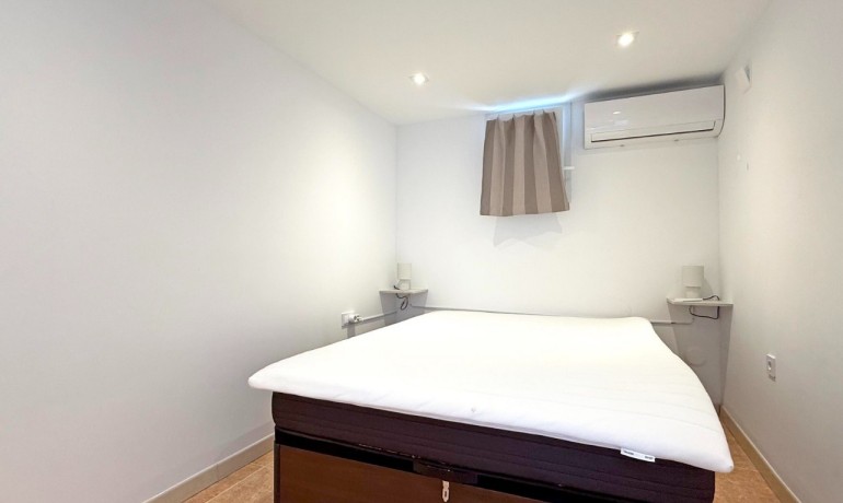 Sale - Apartment / Flat -
Torrevieja - Torrelamata - La Mata