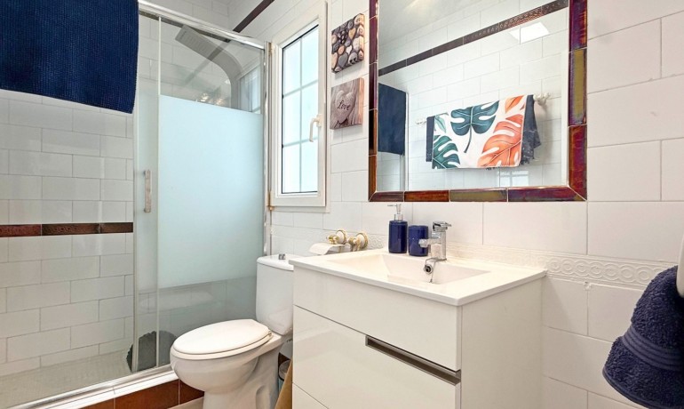 Sale - Villa -
Orihuela Costa - Villamartin