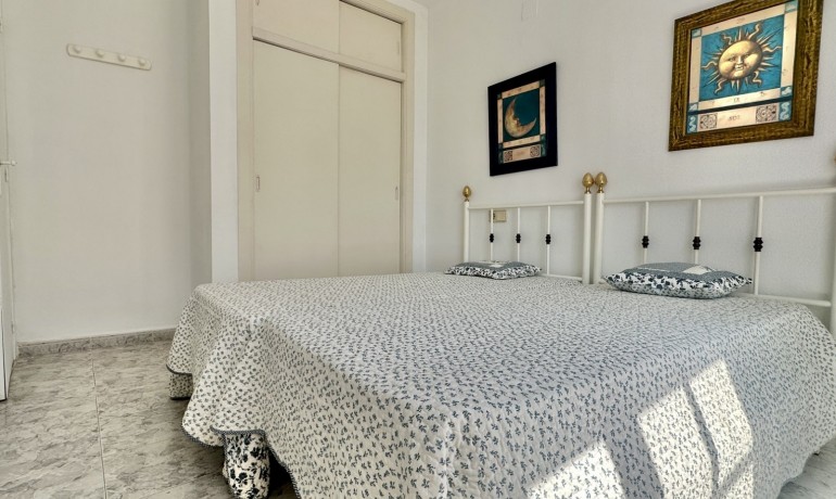 Sale - Apartment / Flat -
Orihuela Costa - Playa Flamenca