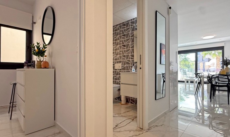 Sale - Apartment / Flat -
Orihuela Costa - Los Altos