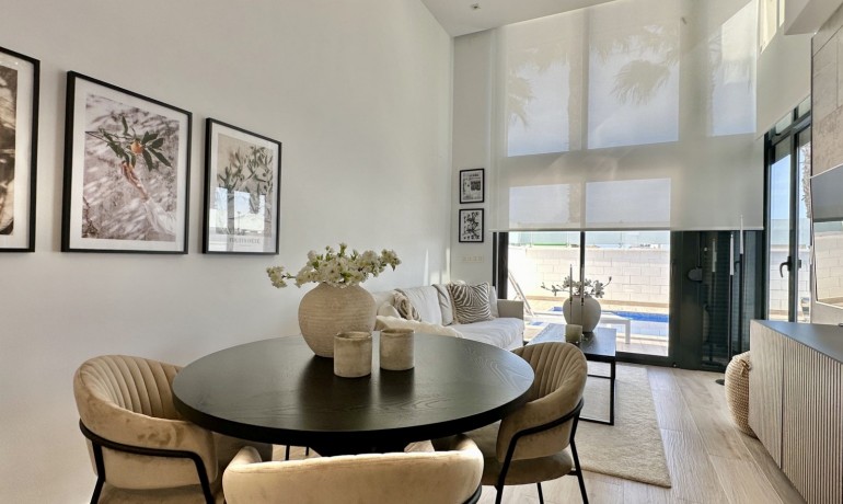 Sale - Villa -
Orihuela Costa - Lomas de Cabo Roig