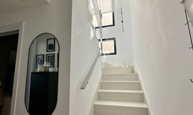 Sale - Villa -
Orihuela Costa - Lomas de Cabo Roig