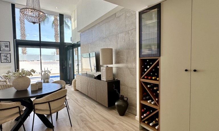 Sale - Villa -
Orihuela Costa - Lomas de Cabo Roig